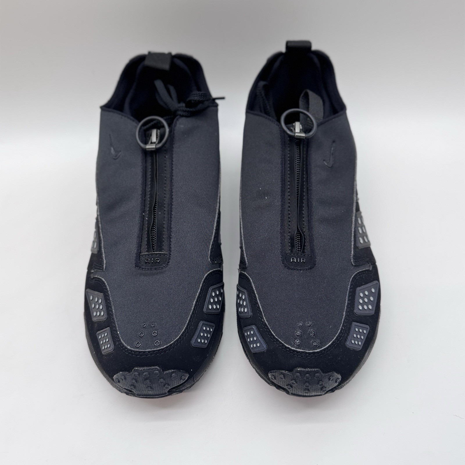 Nike Air Max Sndr Black And Silver Womens 125us Mens 11us Air Sunder Max